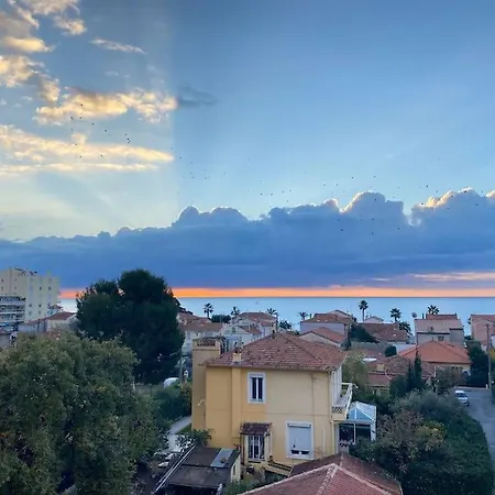 2 Flat With Sea View, Private Parking, Swimming Pool, And Ac Appartement