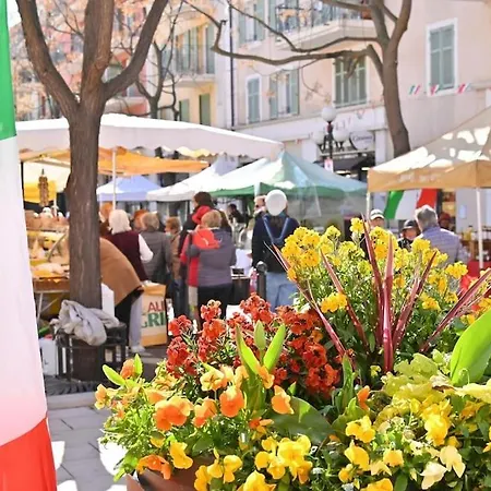 Sea View - Private Parking, Swimming Pool, Air Conditioning アパート カーニュ・シュル・メール