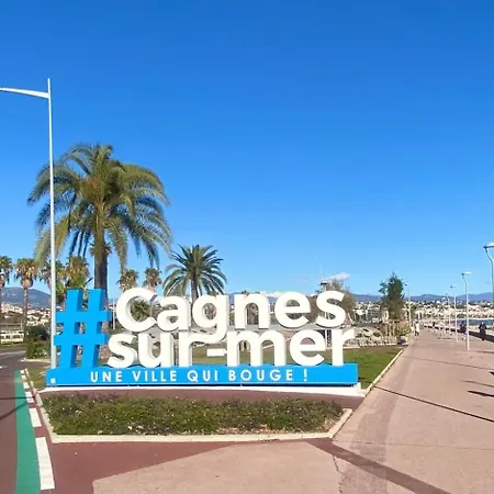 Sea View - Private Parking, Swimming Pool, Air Conditioning